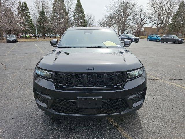 2025 Jeep Grand Cherokee Altitude 4x4