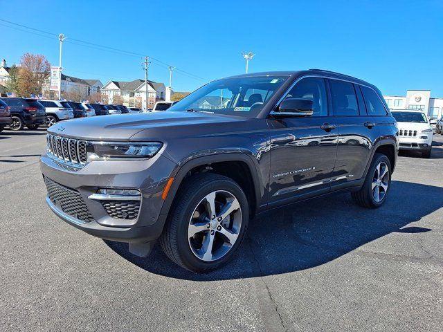 2022 Jeep Grand Cherokee 4xe Limited 4x4 2022 Jeep Grand Cherokee 4xe Limited 4x4