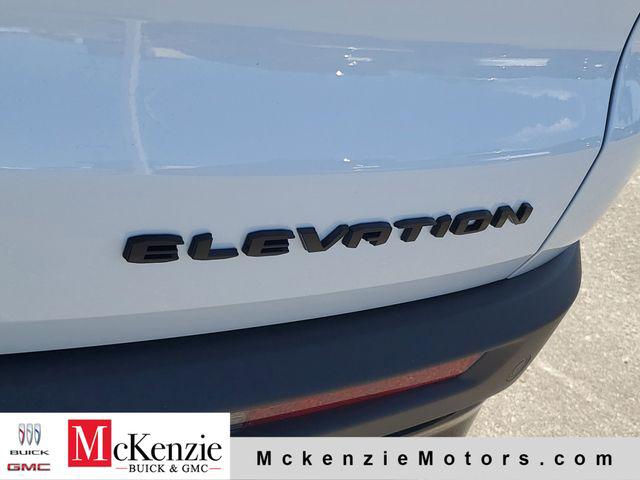 2026 GMC Acadia Elevation FWD