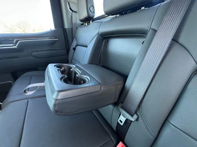 2026 GMC Sierra 1500 Crew Cab, Short Bed, Elevation, 4WD