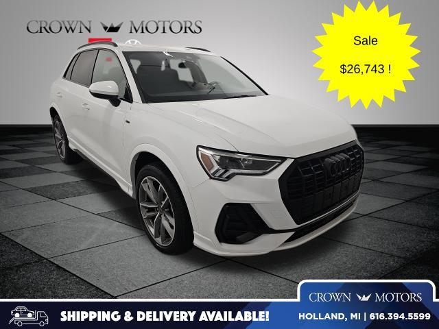 2022 Audi Q3 45 TFSI S Line Premium Plus quattro's photo