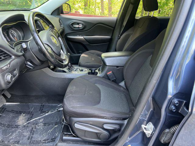2020 Jeep Cherokee Latitude FWD