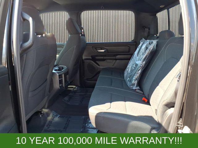 2026 Ram 1500 Express Crew Cab 4x4 5'7" Box