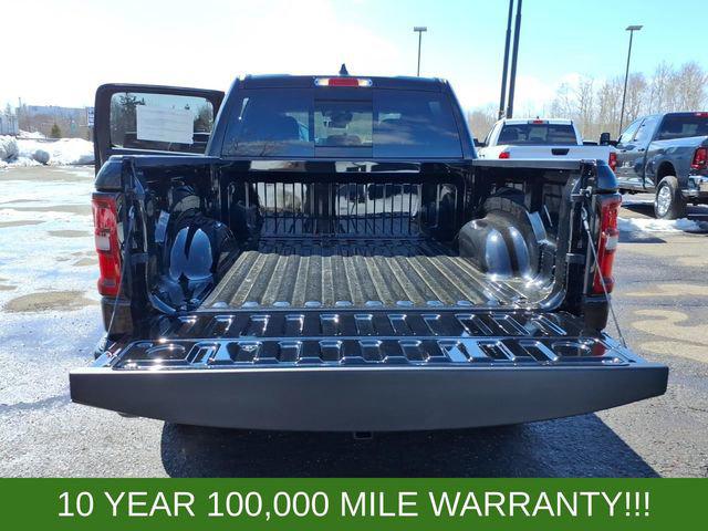 2026 Ram 1500 Express Crew Cab 4x4 5'7" Box
