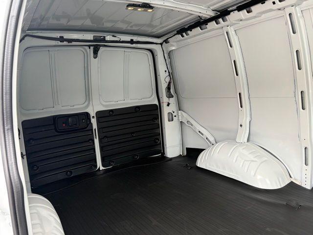 2026 GMC Savana Cargo 2500 Regular Wheelbase, Work Van, RWD