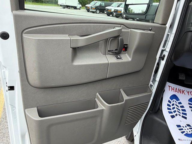 2026 GMC Savana Cargo 2500 Regular Wheelbase, Work Van, RWD