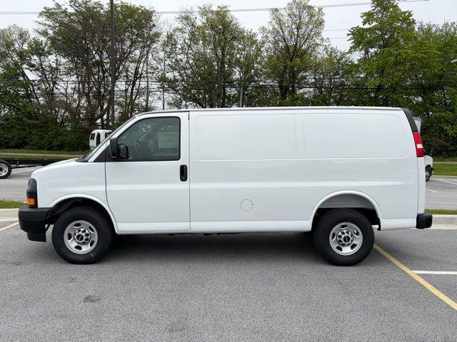 2026 GMC Savana Cargo 2500 Regular Wheelbase, Work Van, RWD