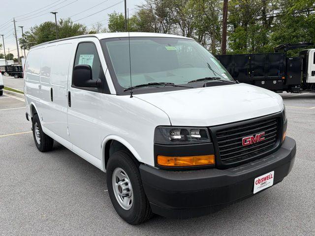 2026 GMC Savana Cargo 2500 Regular Wheelbase, Work Van, RWD