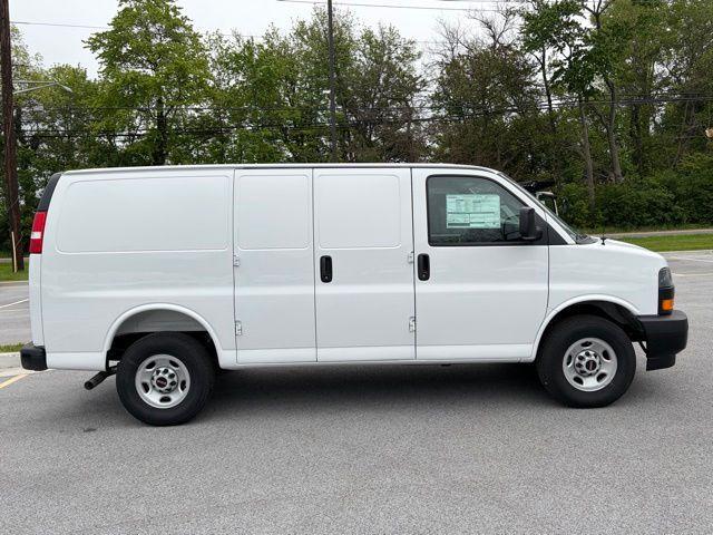 2026 GMC Savana Cargo 2500 Regular Wheelbase, Work Van, RWD
