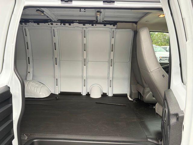 2026 GMC Savana Cargo 2500 Regular Wheelbase, Work Van, RWD