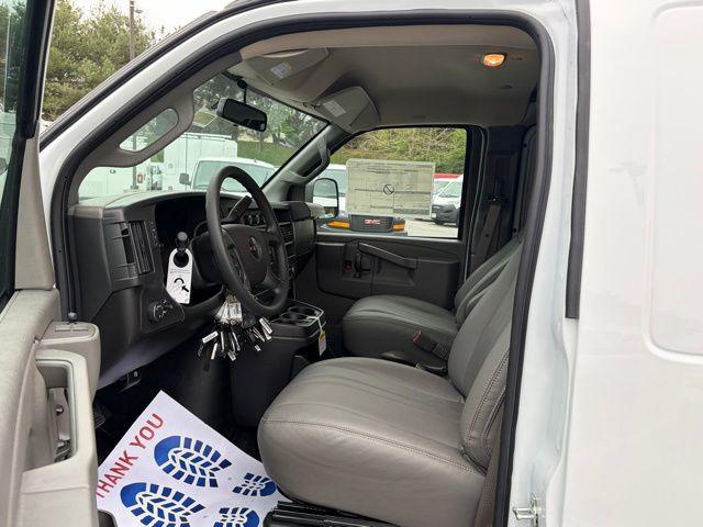 2026 GMC Savana Cargo 2500 Regular Wheelbase, Work Van, RWD