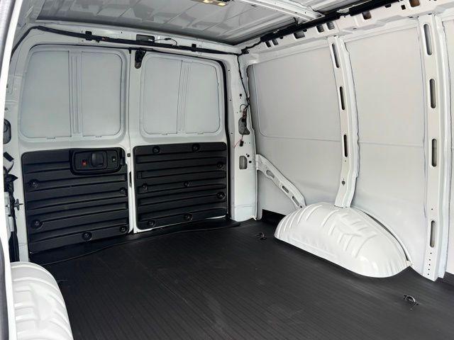 2026 GMC Savana Cargo 2500 Regular Wheelbase, Work Van, RWD