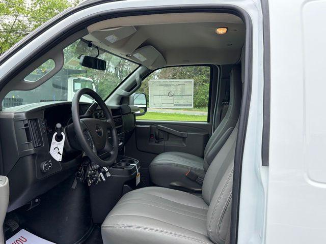 2026 GMC Savana Cargo 2500 Regular Wheelbase, Work Van, RWD