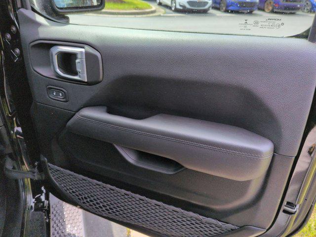2022 Jeep Wrangler Unlimited Sahara Altitude 4x4