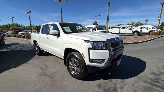 2025 Nissan Frontier Crew Cab SV 4x4