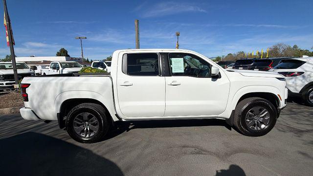 2025 Nissan Frontier Crew Cab SV 4x4