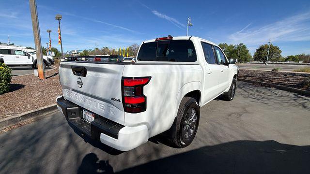 2025 Nissan Frontier Crew Cab SV 4x4