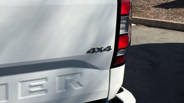 2025 Nissan Frontier Crew Cab SV 4x4