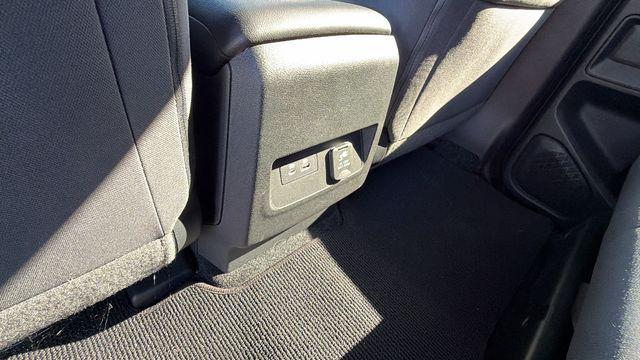 2025 Nissan Frontier Crew Cab SV 4x4