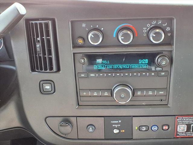 2026 Chevrolet Express Cargo Van 2500 Regular Wheelbase, WT, RWD