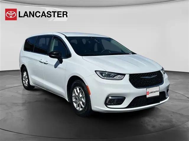 2024 Chrysler Pacifica Touring L for sale in Lancaster, CA