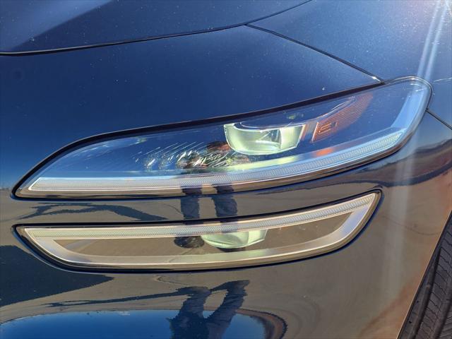 2025 Genesis G70 2.5T RWD