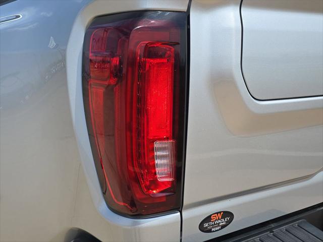 2022 GMC Sierra 3500HD 4WD Crew Cab Long Bed Denali
