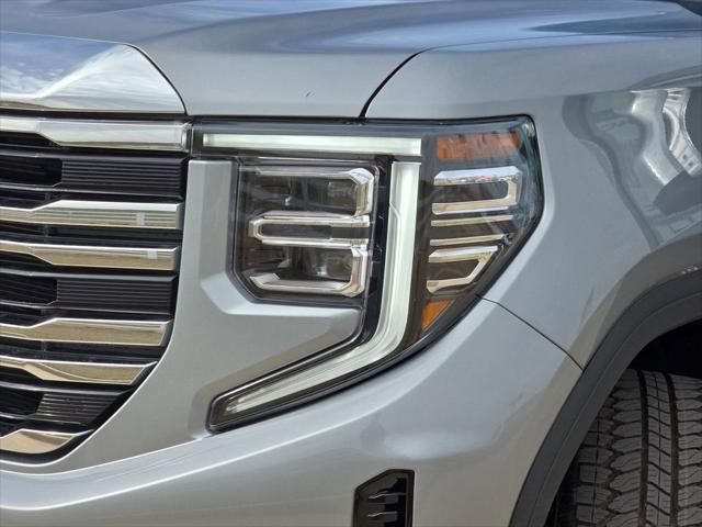 2026 GMC Sierra 1500 Crew Cab, Short Bed, SLT, 4WD