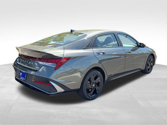 2026 Hyundai Elantra Hybrid SEL Sport