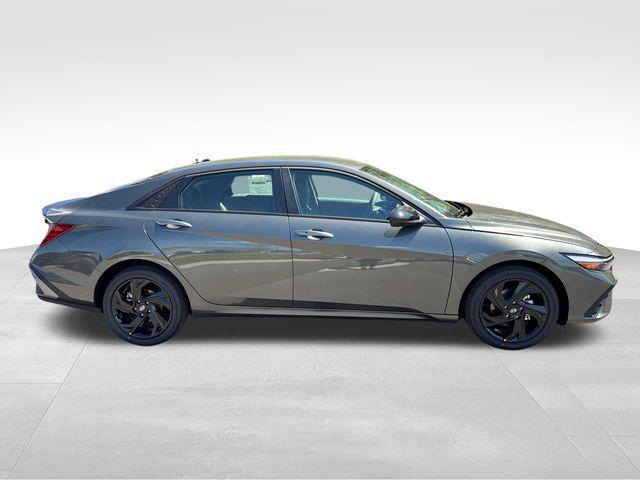 2026 Hyundai Elantra Hybrid SEL Sport