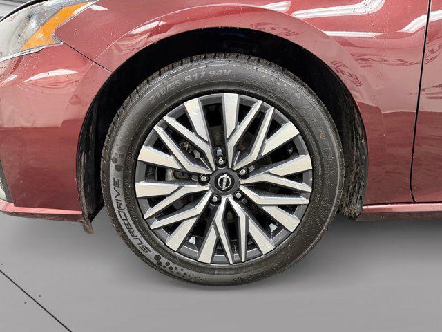 2024 Nissan Altima SV FWD