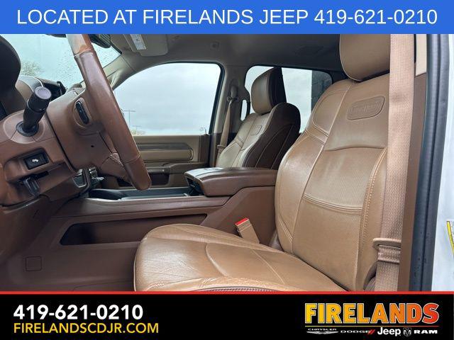 2022 Ram 3500 Limited Longhorn Crew Cab 4x4 8' Box