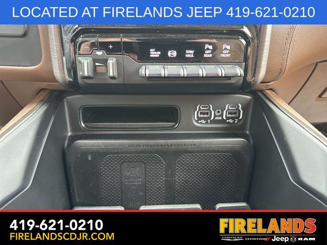 2022 Ram 3500 Limited Longhorn Crew Cab 4x4 8' Box