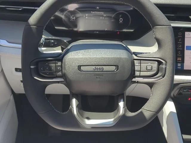 2026 Jeep Cherokee Laredo 4x4