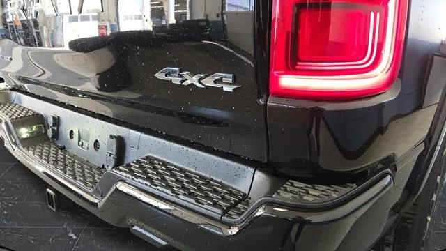 2026 Ram 1500 Limited Crew Cab 4x4 5'7" Box