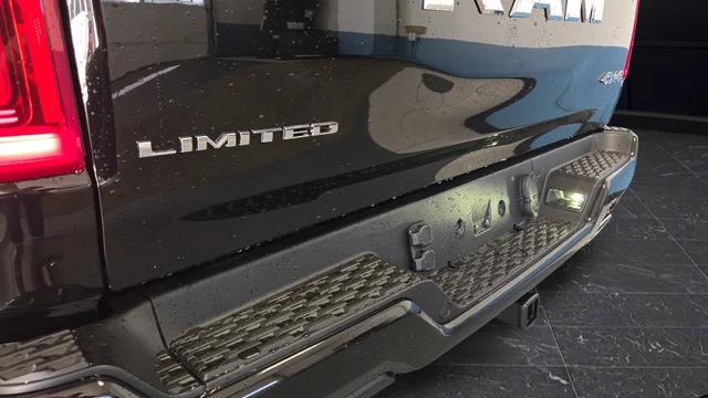 2026 Ram 1500 Limited Crew Cab 4x4 5'7" Box