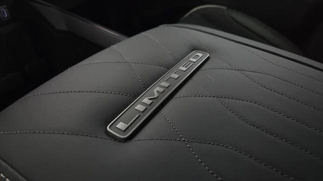 2026 Ram 1500 Limited Crew Cab 4x4 5'7" Box