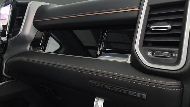 2026 Ram 1500 Tungsten Crew Cab 4x4 5'7" Box