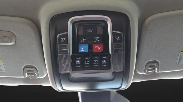 2026 Ram 1500 Tungsten Crew Cab 4x4 5'7" Box
