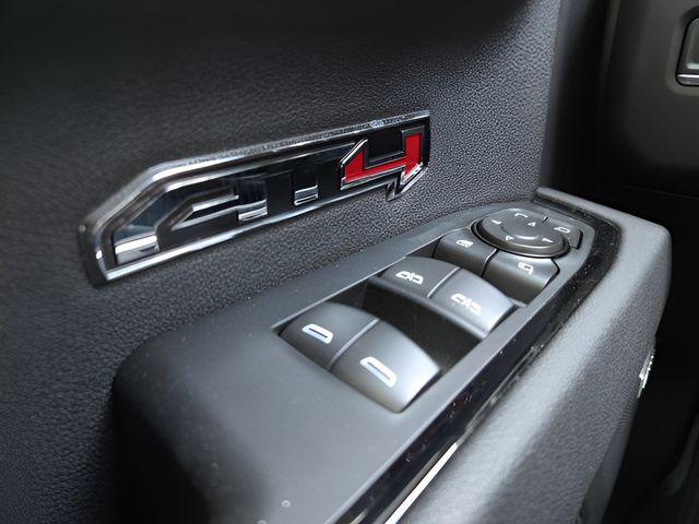 2025 GMC Sierra 1500 4WD Crew Cab Short Box AT4