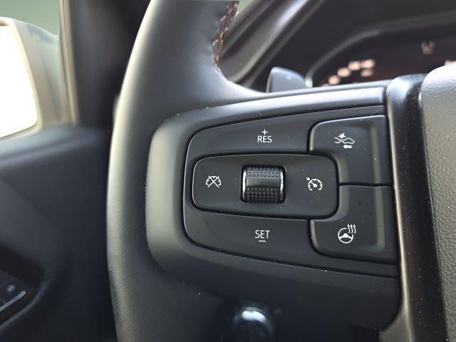 2025 GMC Sierra 1500 4WD Crew Cab Short Box AT4