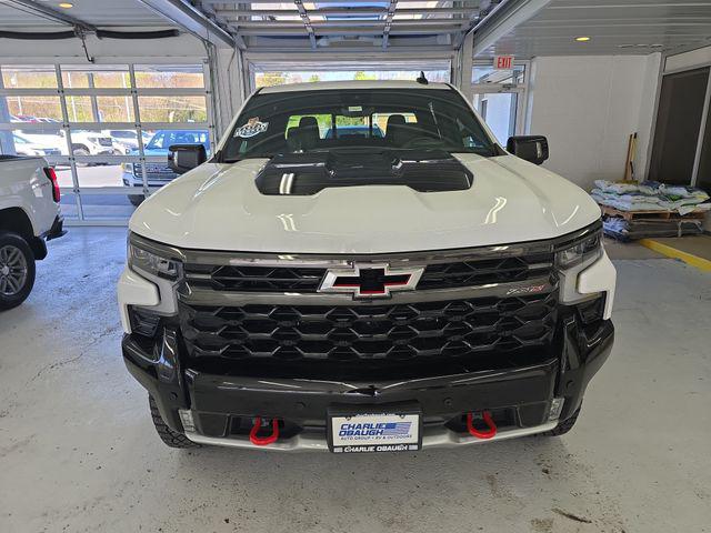 2025 Chevrolet Silverado 1500 4WD Crew Cab Short Bed ZR2