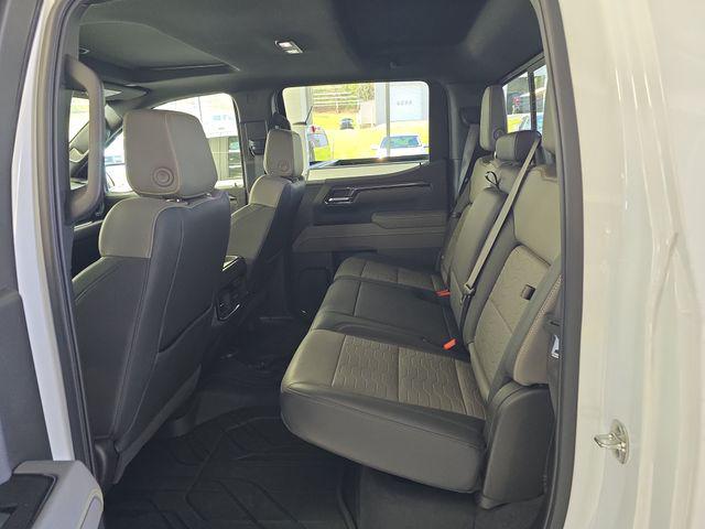 2025 Chevrolet Silverado 1500 4WD Crew Cab Short Bed ZR2