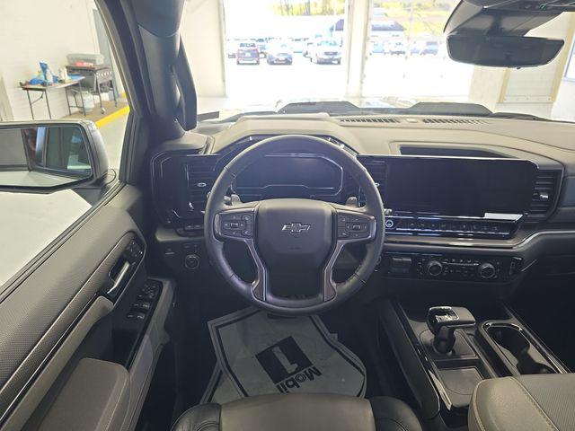 2025 Chevrolet Silverado 1500 4WD Crew Cab Short Bed ZR2