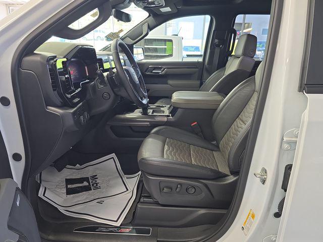 2025 Chevrolet Silverado 1500 4WD Crew Cab Short Bed ZR2