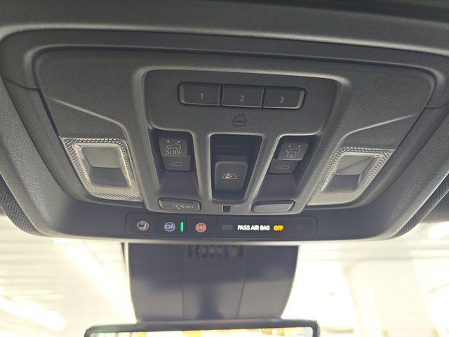 2025 Chevrolet Silverado 1500 4WD Crew Cab Short Bed ZR2