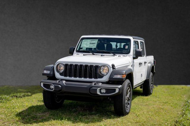 2026 Jeep Gladiator GLADIATOR SPORT 4X4