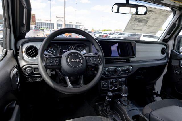 2026 Jeep Gladiator GLADIATOR SPORT 4X4