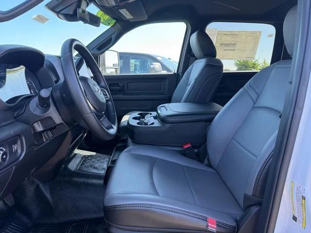 2026 Ram 3500 Tradesman/Big Horn