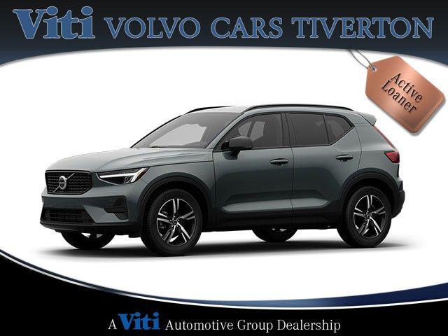 2026 Volvo XC40 Core, B5 AWD Gas mild hybrid, Dark for sale in Tiverton, RI